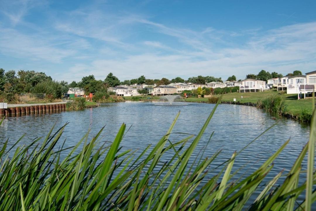 Tunstall View Caravan Holidays At Sand Le Mere Esterno foto