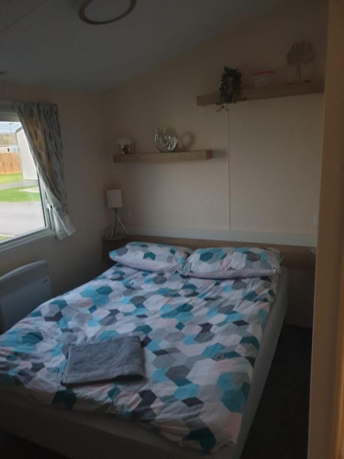 Tunstall View Caravan Holidays At Sand Le Mere Esterno foto